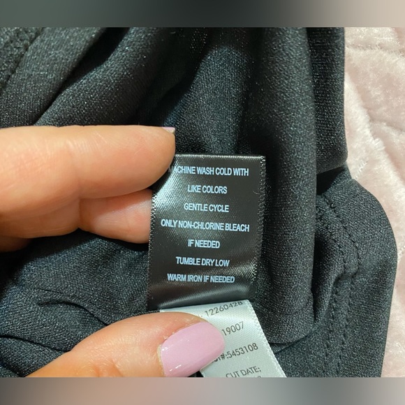 TORRID Pink & black Shimmer Metallic Long Sleeve Knotted Front Size 0/Large/12 - Picture 11 of 11